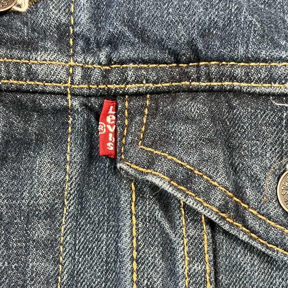 Levi's Trucker Jacket Mens Medium Blue Denim Medium Wash Streetwear Button Front